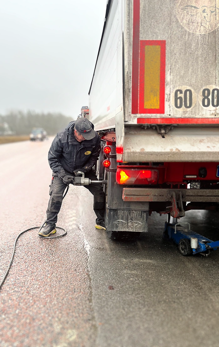 Servicebil däckservice